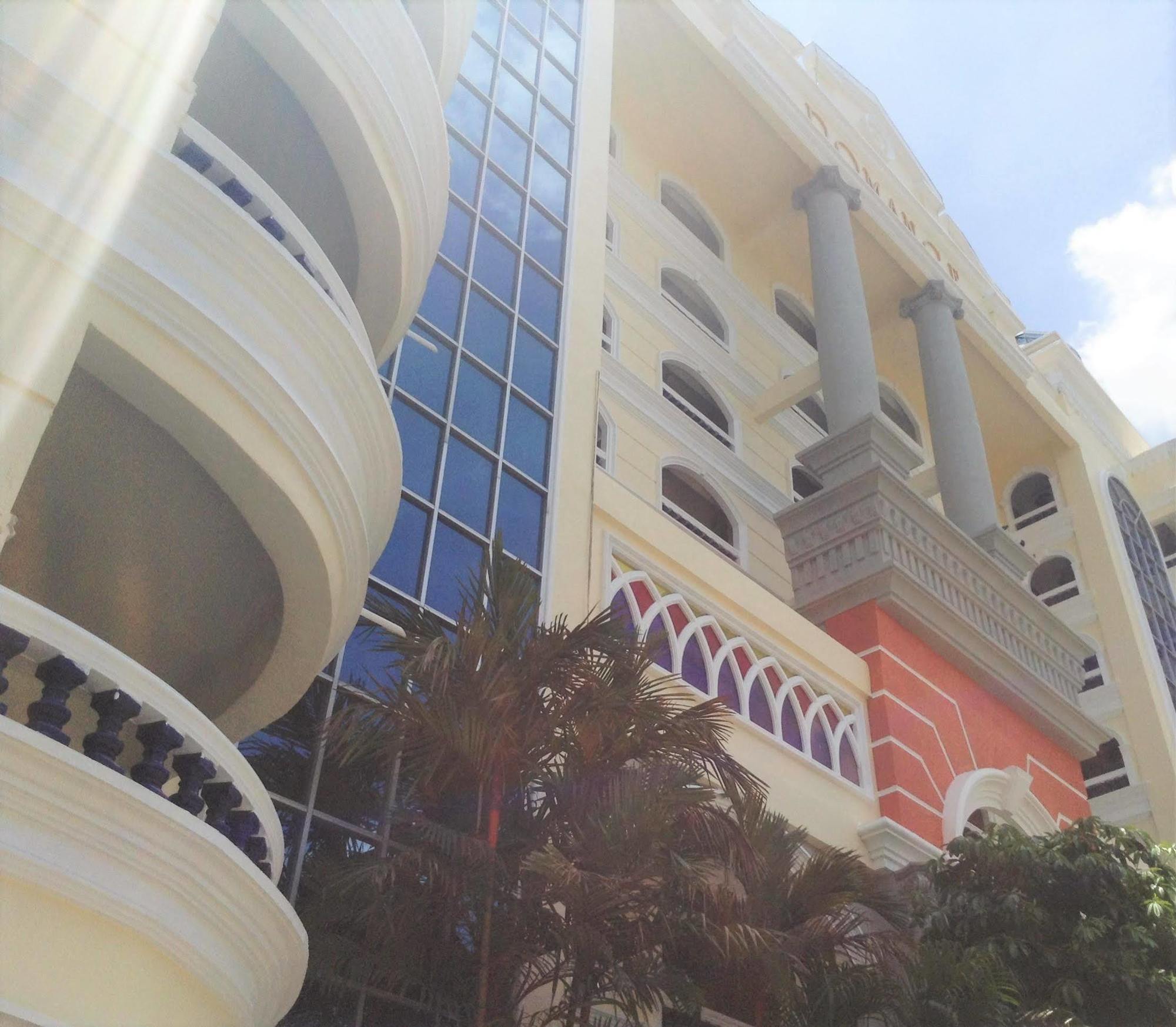 Romance Sukhumvit 97 3* 曼谷